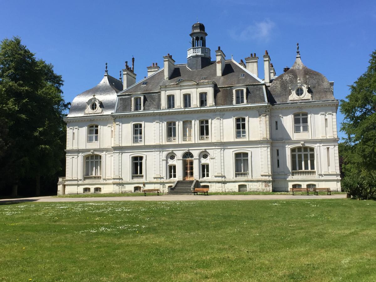 Bed and Breakfast Au Bon Accueil Saint-Marcan Exterior foto